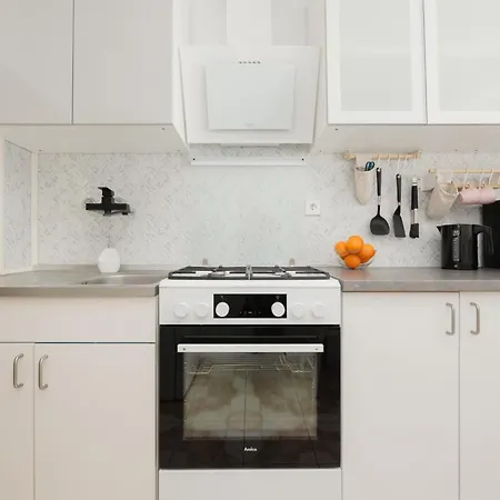 Apartment Unique In By Renters Gdynia